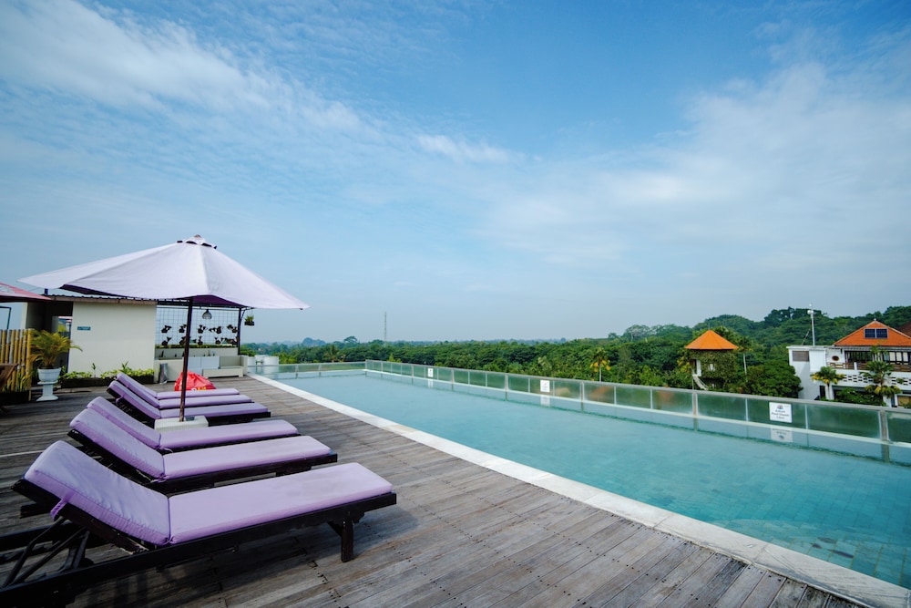 The Evitel Ubud 59/63