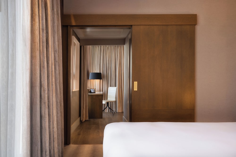The Morgan Hotel 23/50