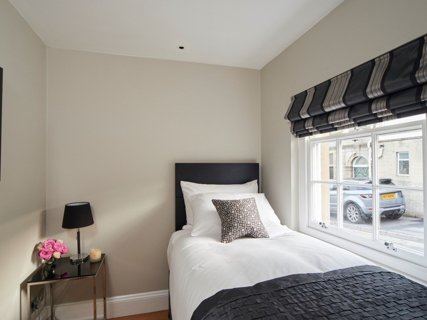 Garden, Luxury, Apartment, 1 King and 1 Single Beds, City View, Private Bathroom, Sofa