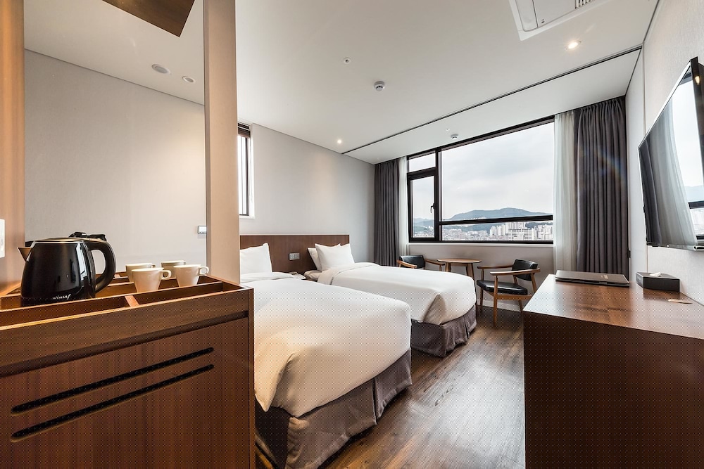 CS Premier Hotel Seoul 9/23