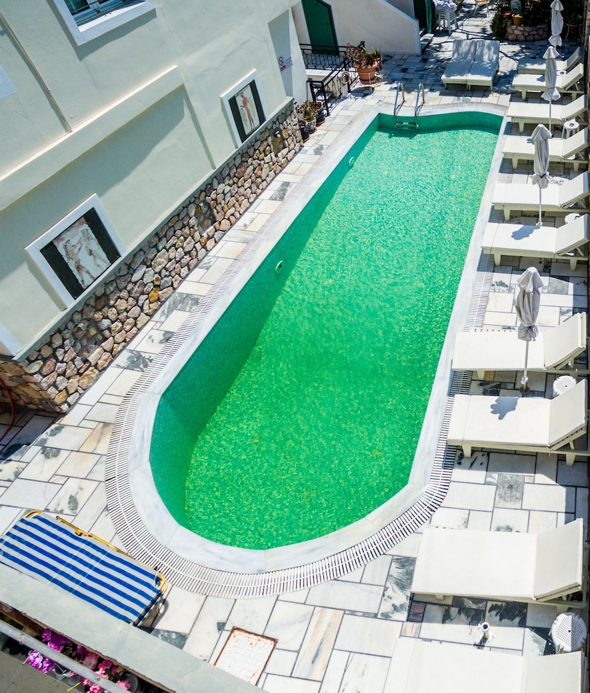MARY HOTEL(Studios and Apartments) 32/55