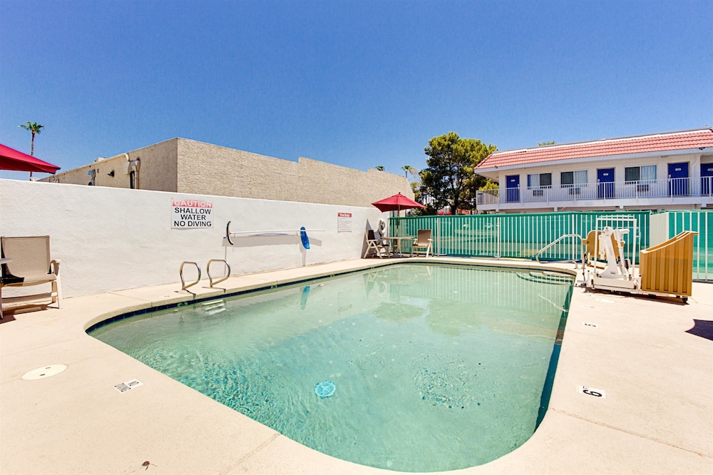 Motel6 Tempe, AZ - Scottsdale South 43/46