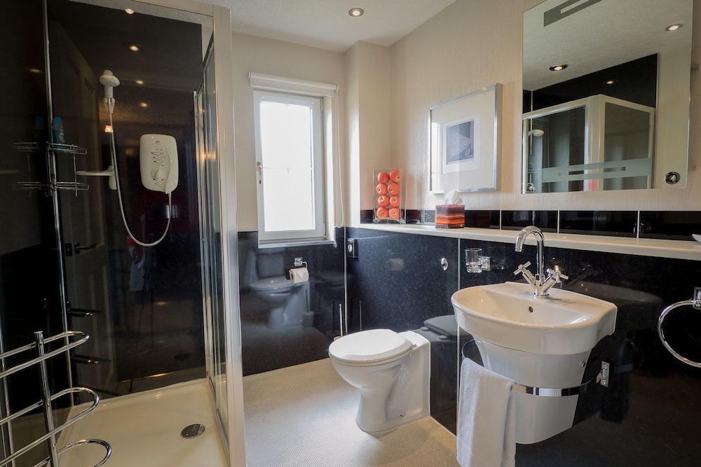 Dionard Guest House 45/46