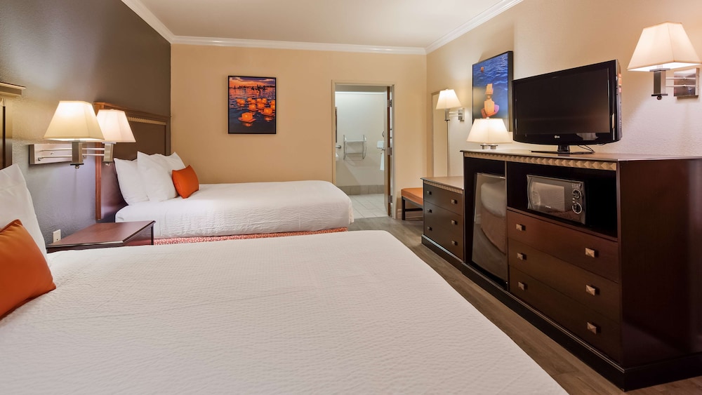 Best Western Anthony/West El Paso 7/42