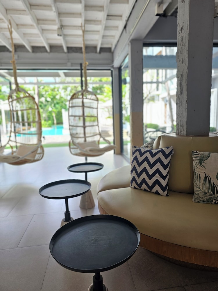 Treevana Club Chiangmai 32/50
