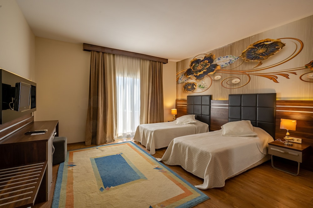 Golden Age Bodrum 10/50