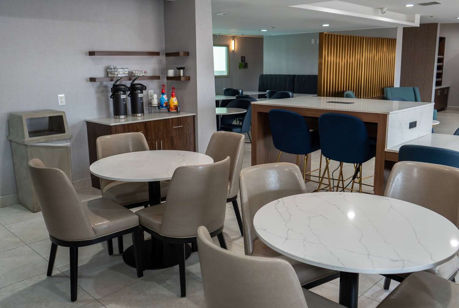 La Quinta Inn & Suites by Wyndham Dallas Mesquite 51/67