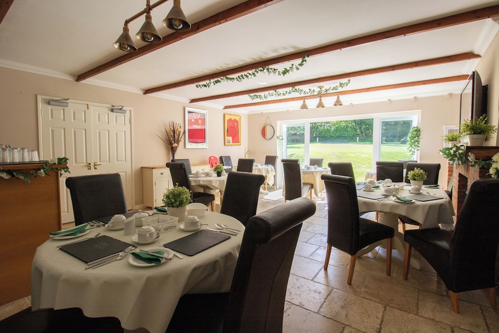 Lovesgrove Country Guest House 30/50