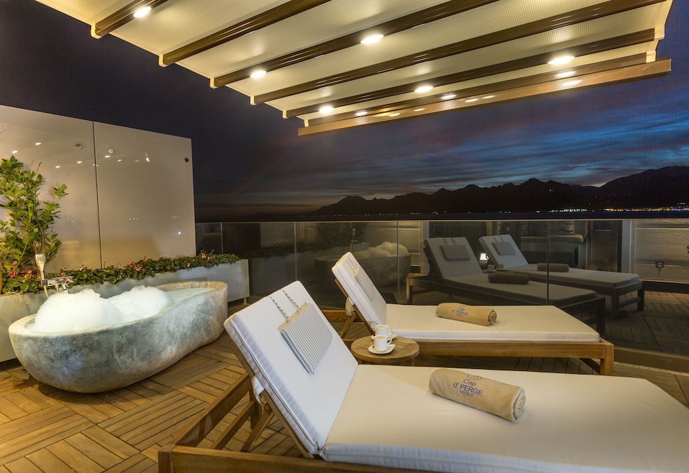 Perge Hotels - Adult Only 18 Plus 23/50