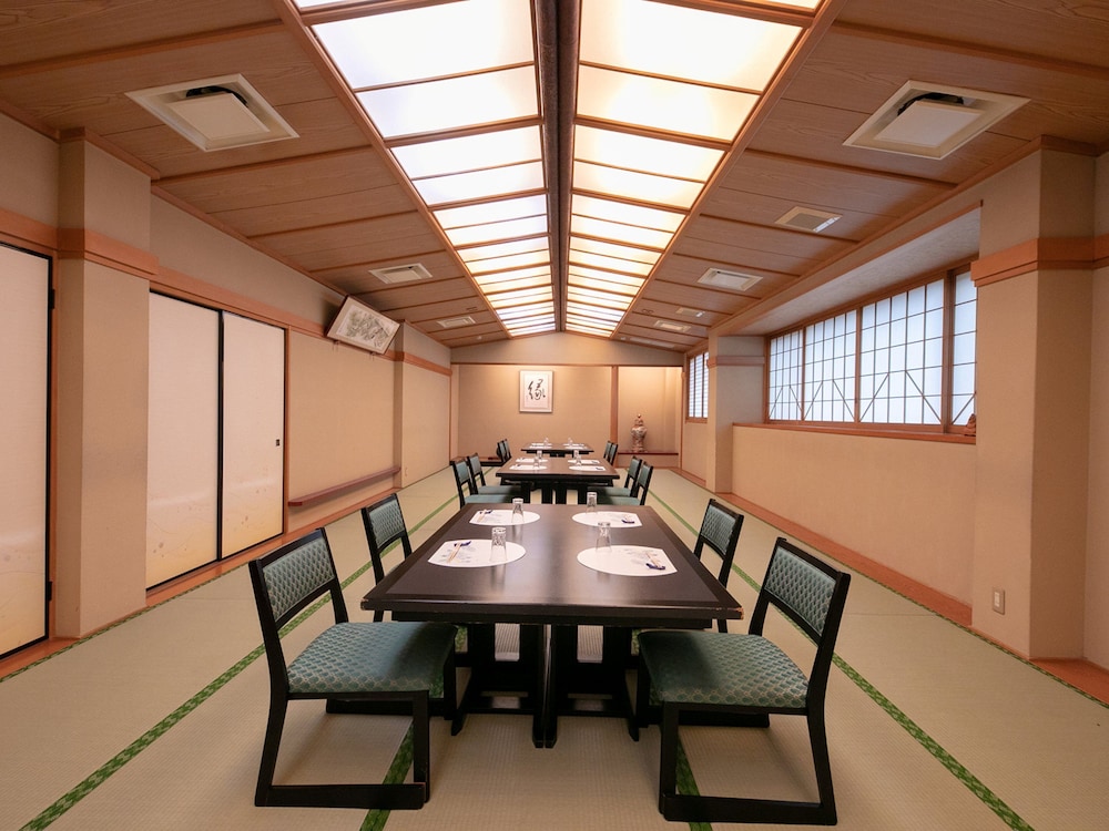 Ryotei Jyusouya 52/67