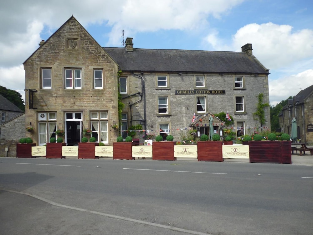 Charles Cotton Hotel 2/33