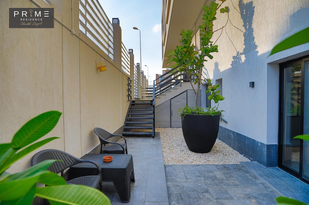 Prime Residence Sheikh Zayed 39/46