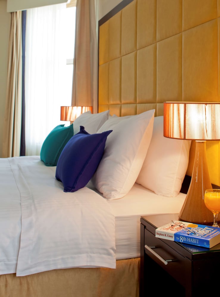 بارك إن باي راديسون الخبر(Park Inn By Radisson Al Khobar Hotel) 18/74