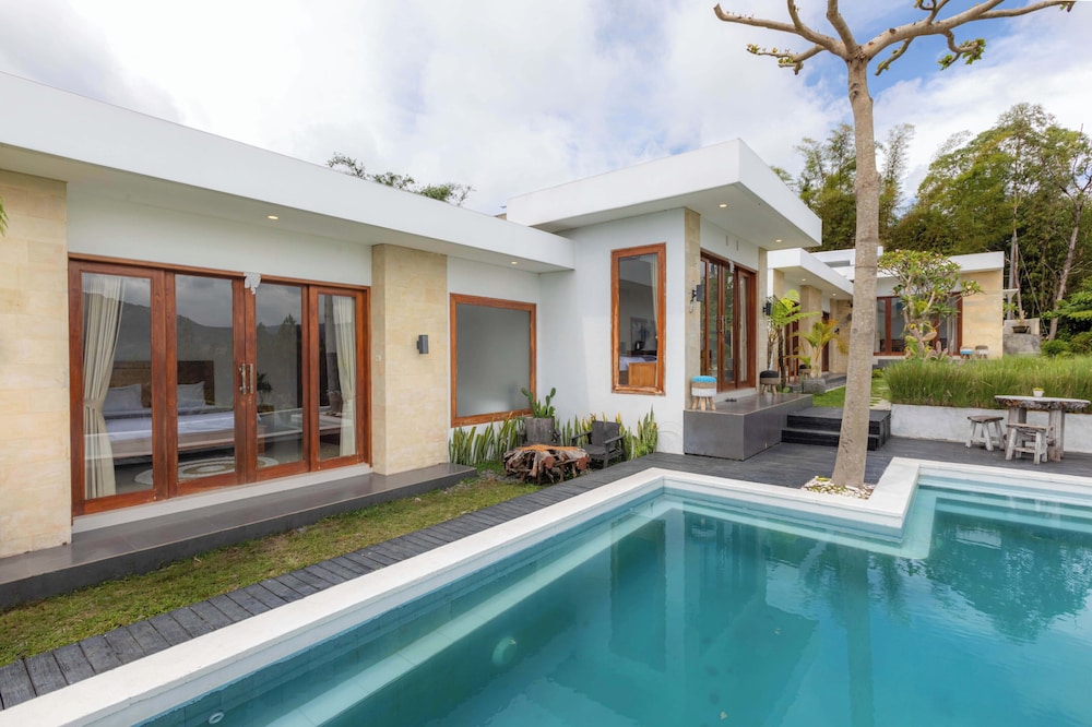 Sari Sky Villa 25/50
