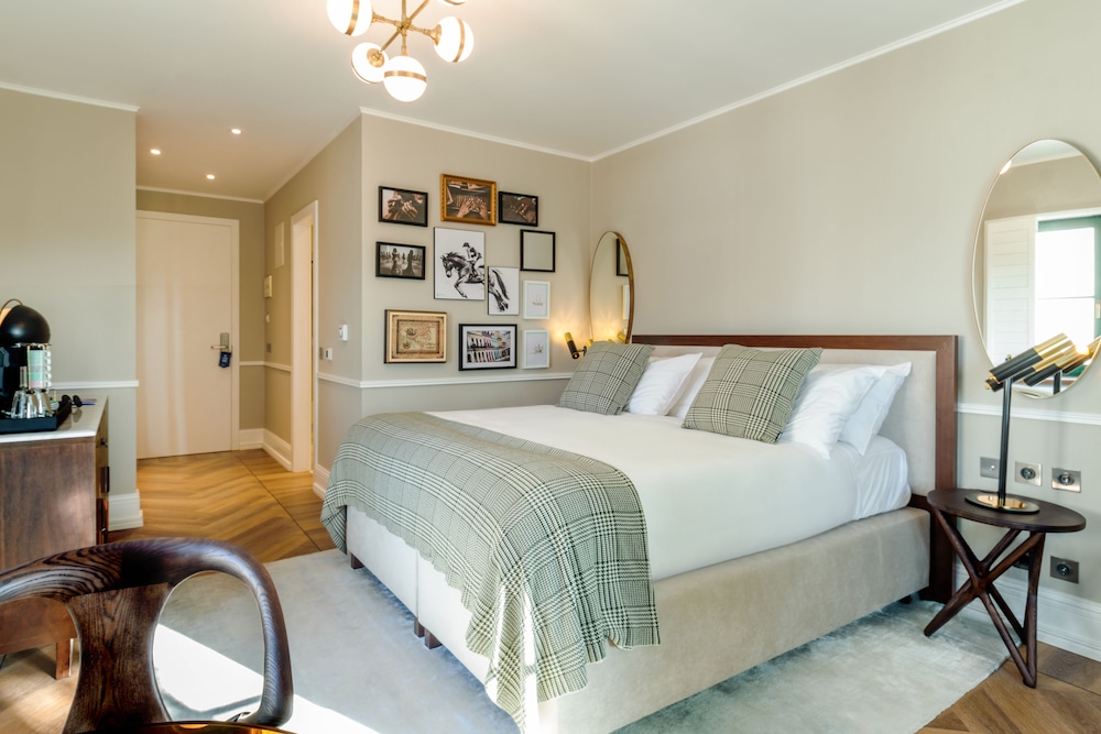 Brown Beach House Design Hotel 18/75
