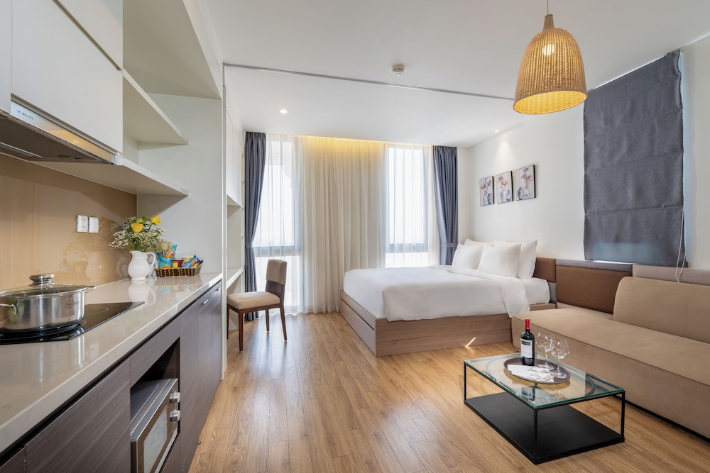 Parosand Hanoi Hotel & Apartment 16/50