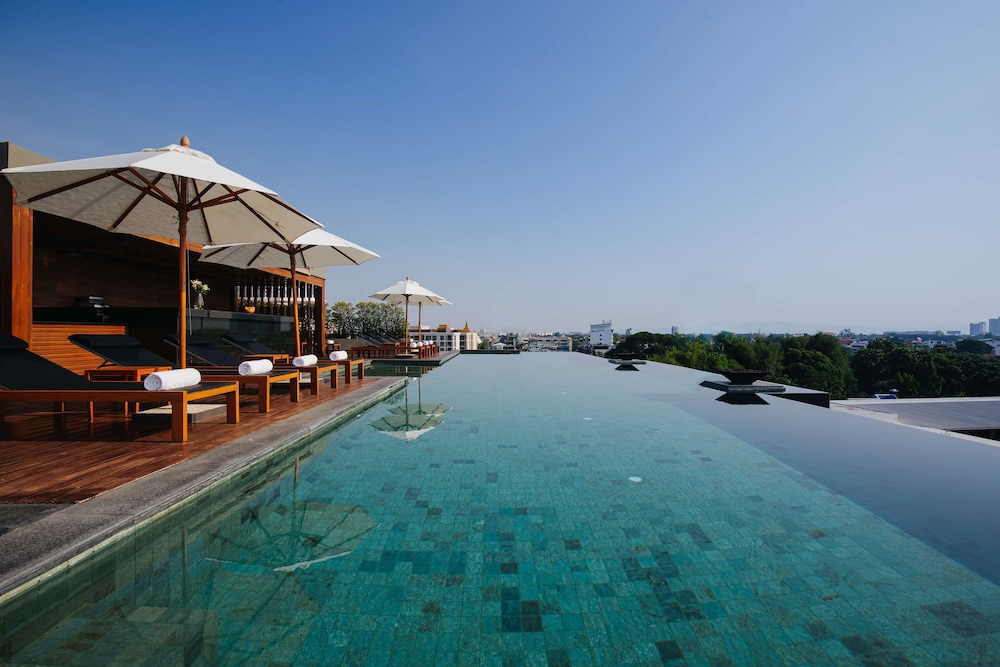 Anantara Chiang Mai Serviced Suites in CHIANG MAI