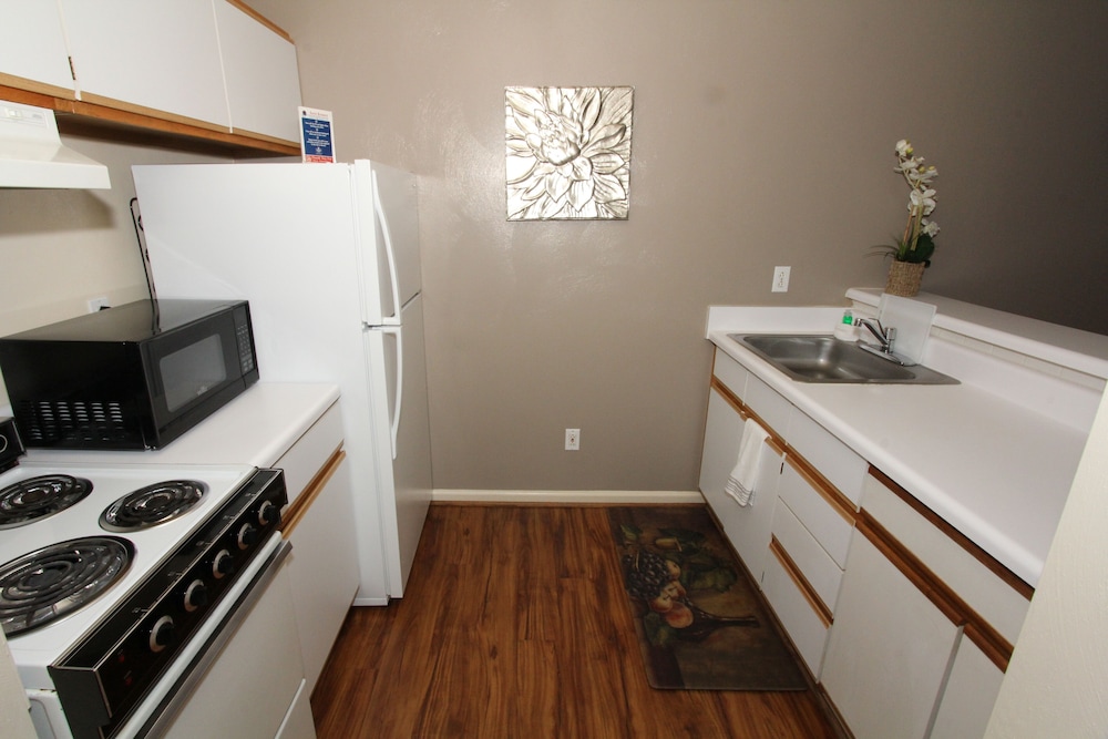 Affordable Corporate Suites of Lynchburg 33/61