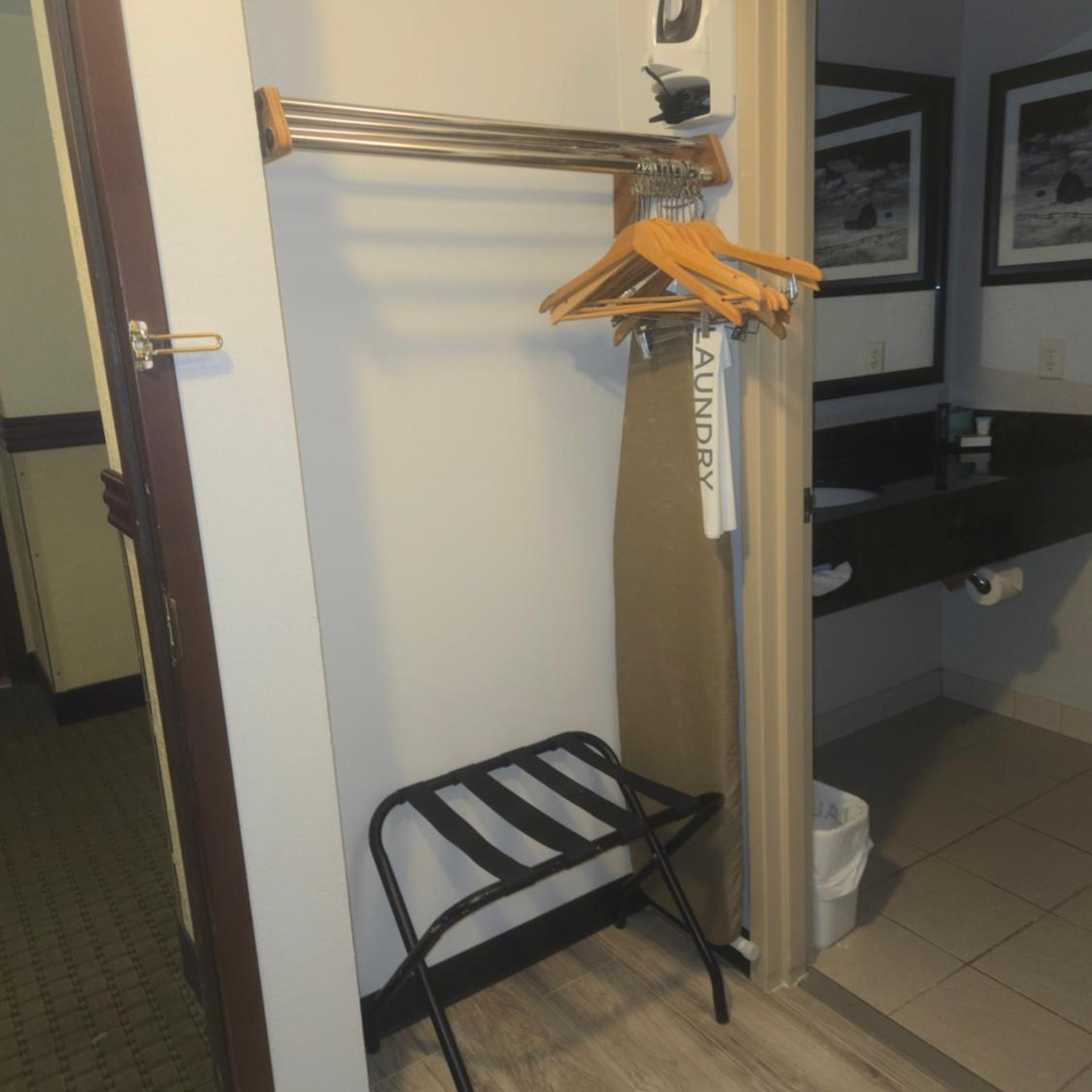 استوديو بسرير كوين، Best Western Plus Heritage Inn 5/5