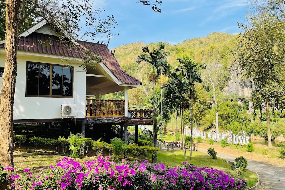Banrimkwae Paerimnam Resort 7/50