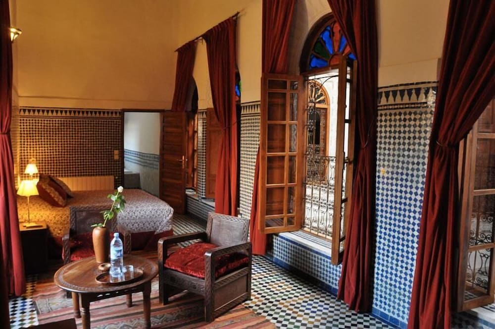 Riad Au 20 Jasmins 30/49