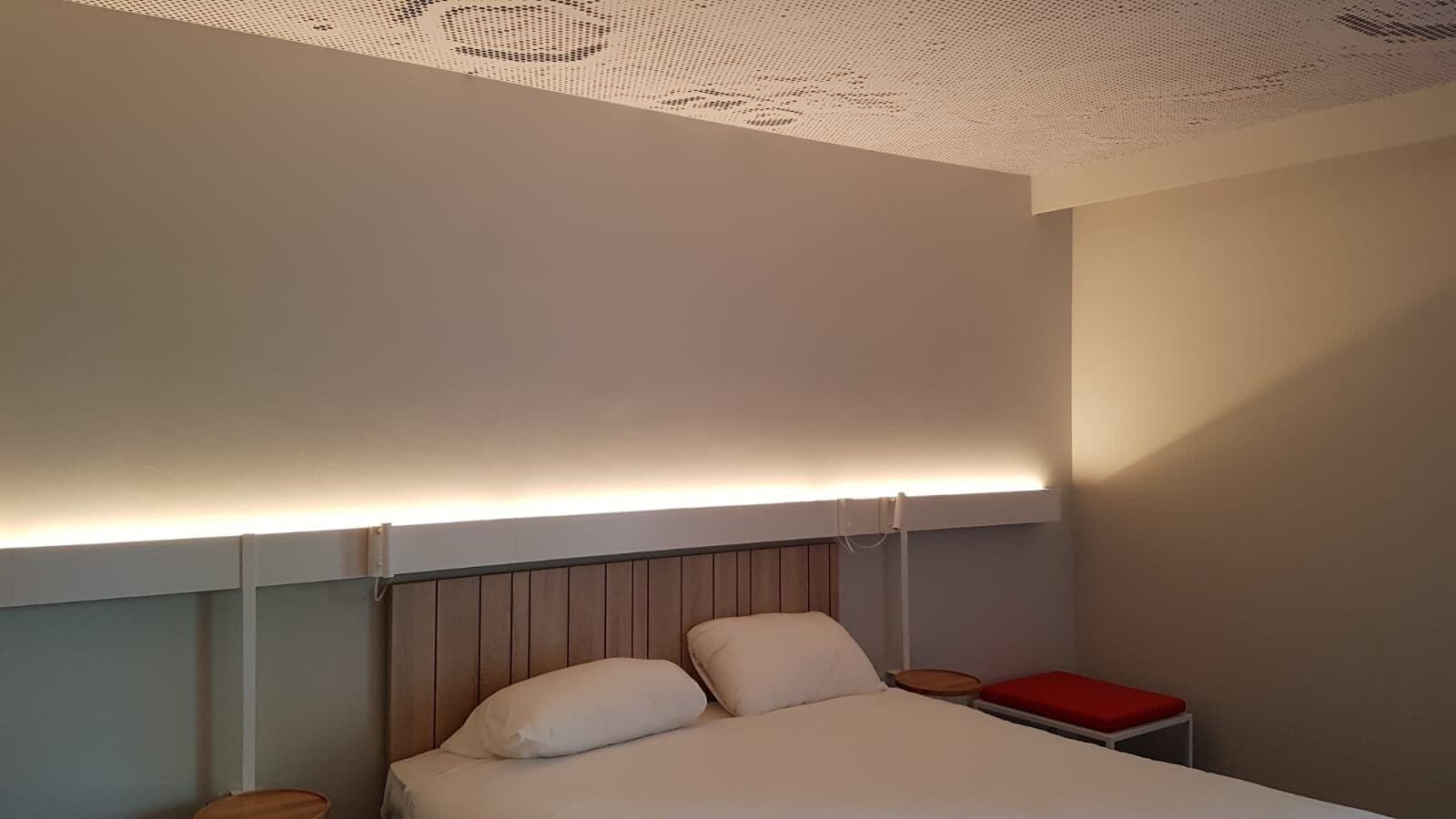 STANDARD, DOUBLE BED