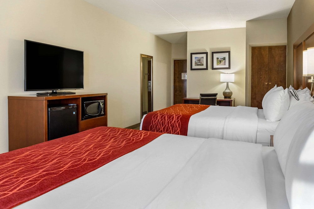 Comfort Inn Lancaster At Rockvale 10/29