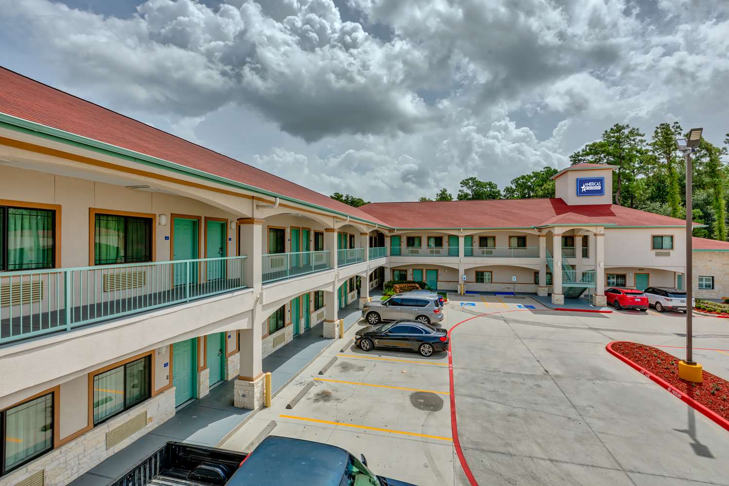 Americas Best Value Inn and Suites IAH Airport North 30/30