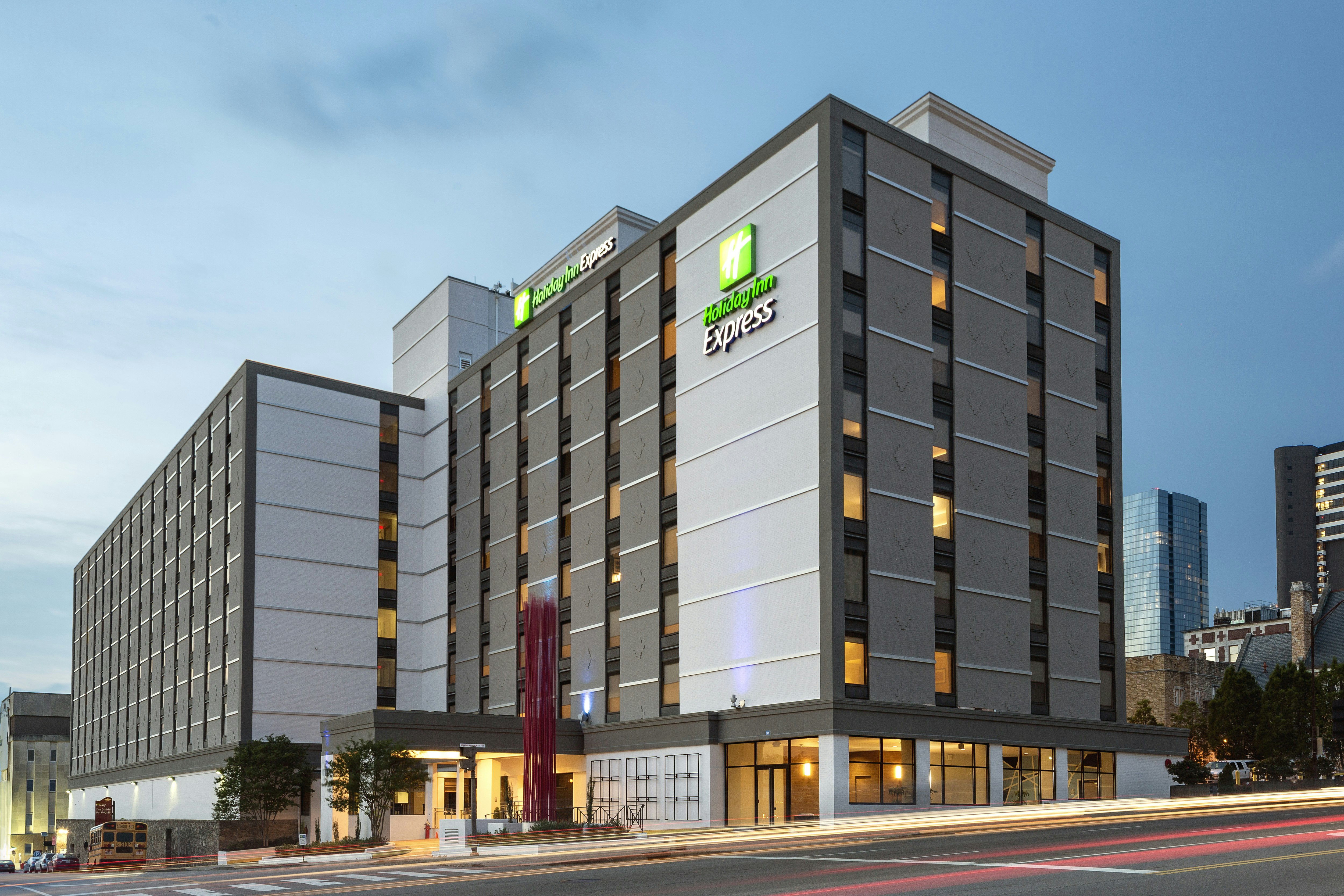 Holiday Inn Express Nashville Downtown in NASHVILLE - TN