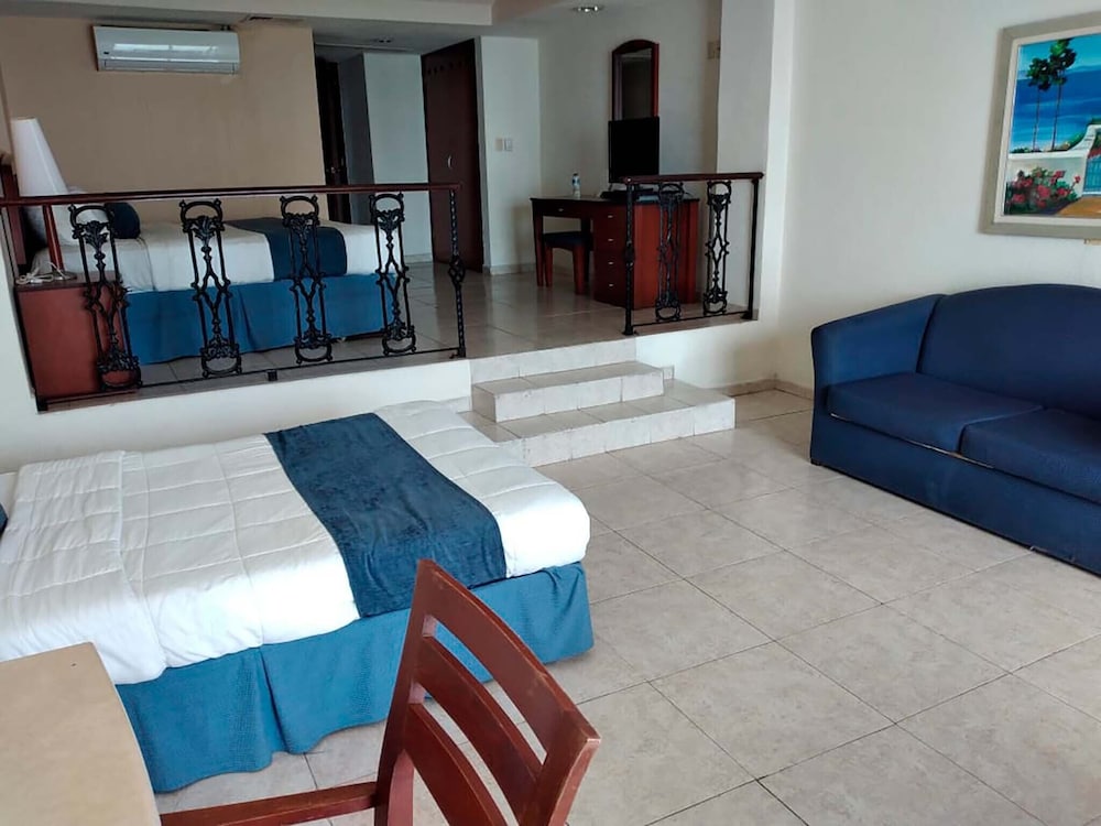 Casabella Art/Boutique Hotel 42/70