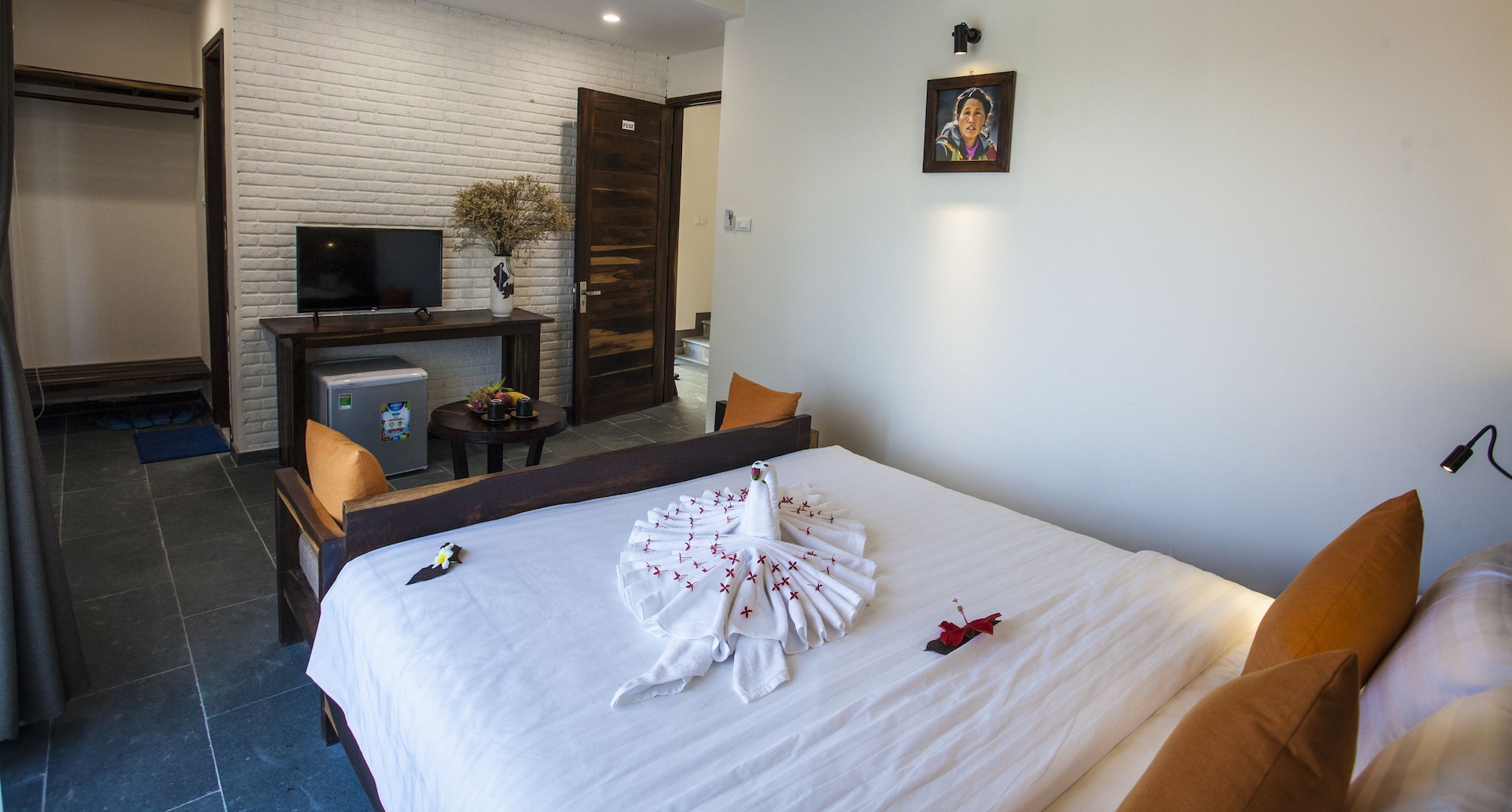 1 BEDROOM, COMFORT, STUDIO, RIVER VIEW, BALCONY
