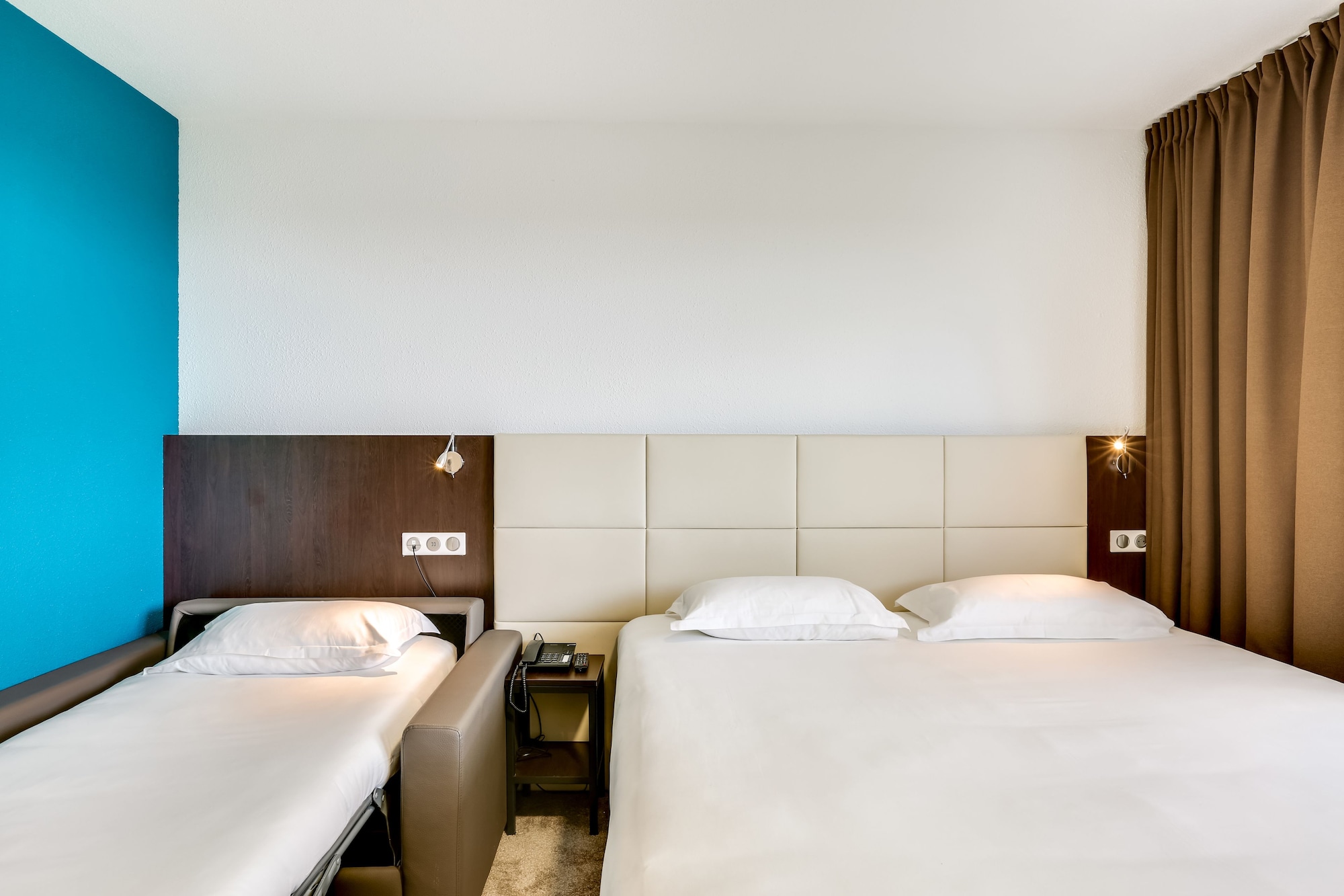 ROOM, TRIPLE