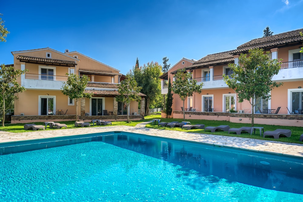 Folies Corfu Hotel Apartments 39/50