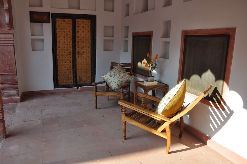 Amritara Chandra Mahal Haveli Bharatpur 30/50