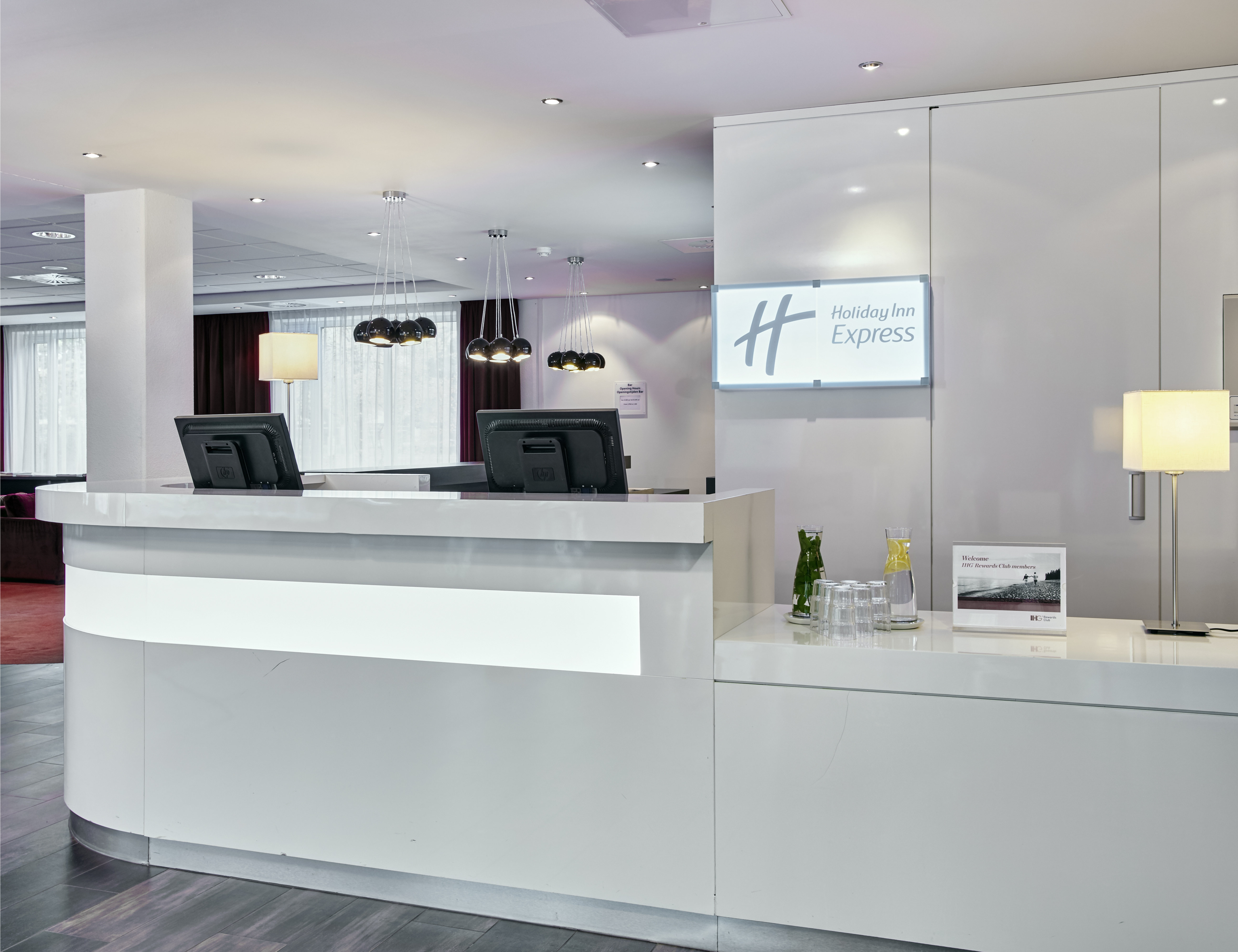 Holiday Inn Express Amsterdam Schiphol 11/61