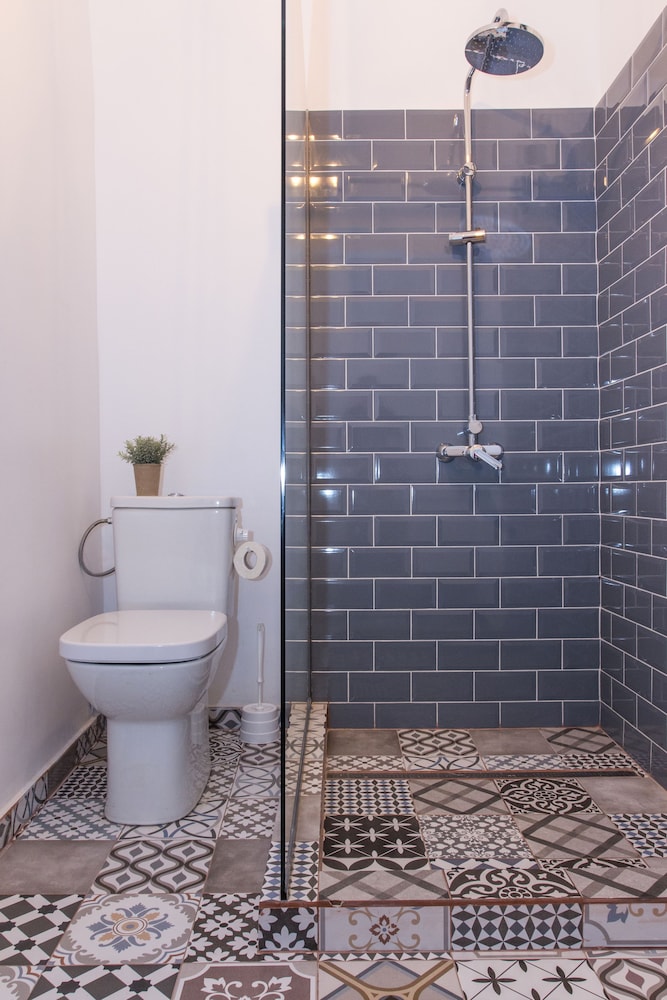 Redbed Self-Catering Apartments 46/50