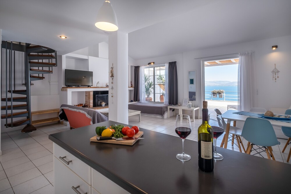 MELI APARTMENTS & VILLAS 27/50