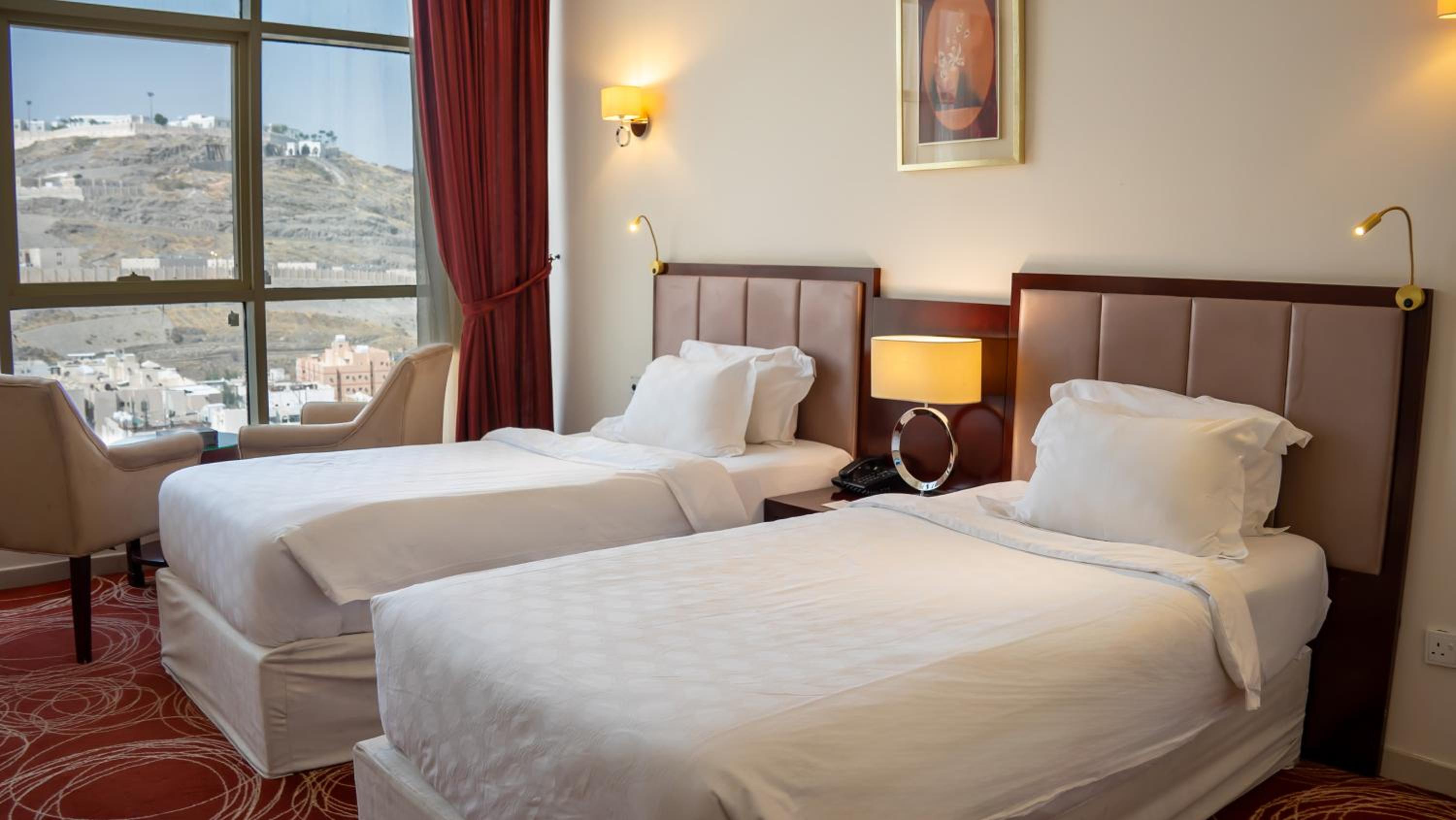 غرفة ديلوكس بسريرين منفصلين بإطلالة على المدينة، ابراج الريان المكية(Al Rayyan Makiya Towers Hotel) 2/4