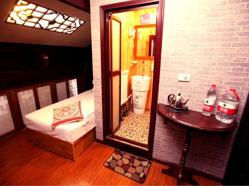 Baichanghong Inn 15/50
