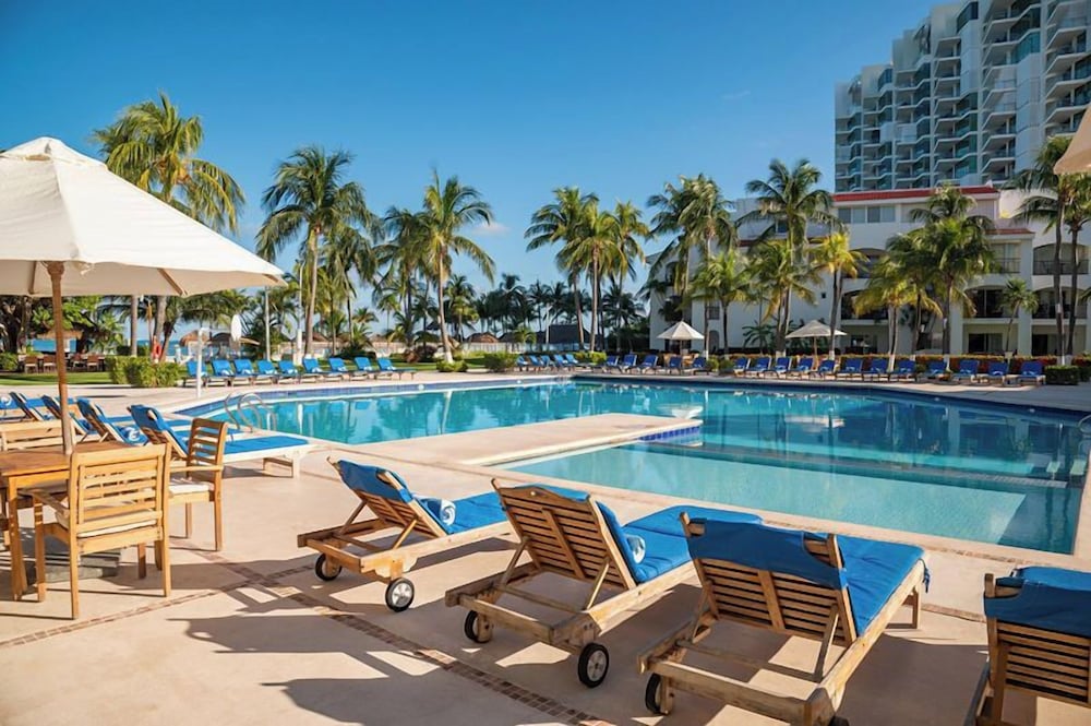 Beachscape Kin Ha Villas and Suites 63/89