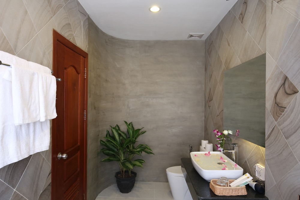 Holy Angkor Hotel 46/65