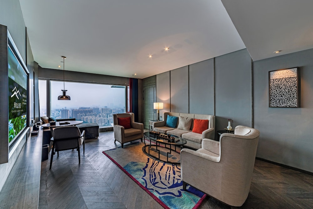 Elegant Hotel (Zhujiang New Town Canton Tower) 25/48
