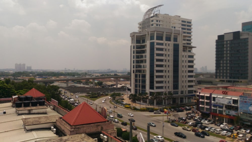 Hotel Sri Puchong 5/43