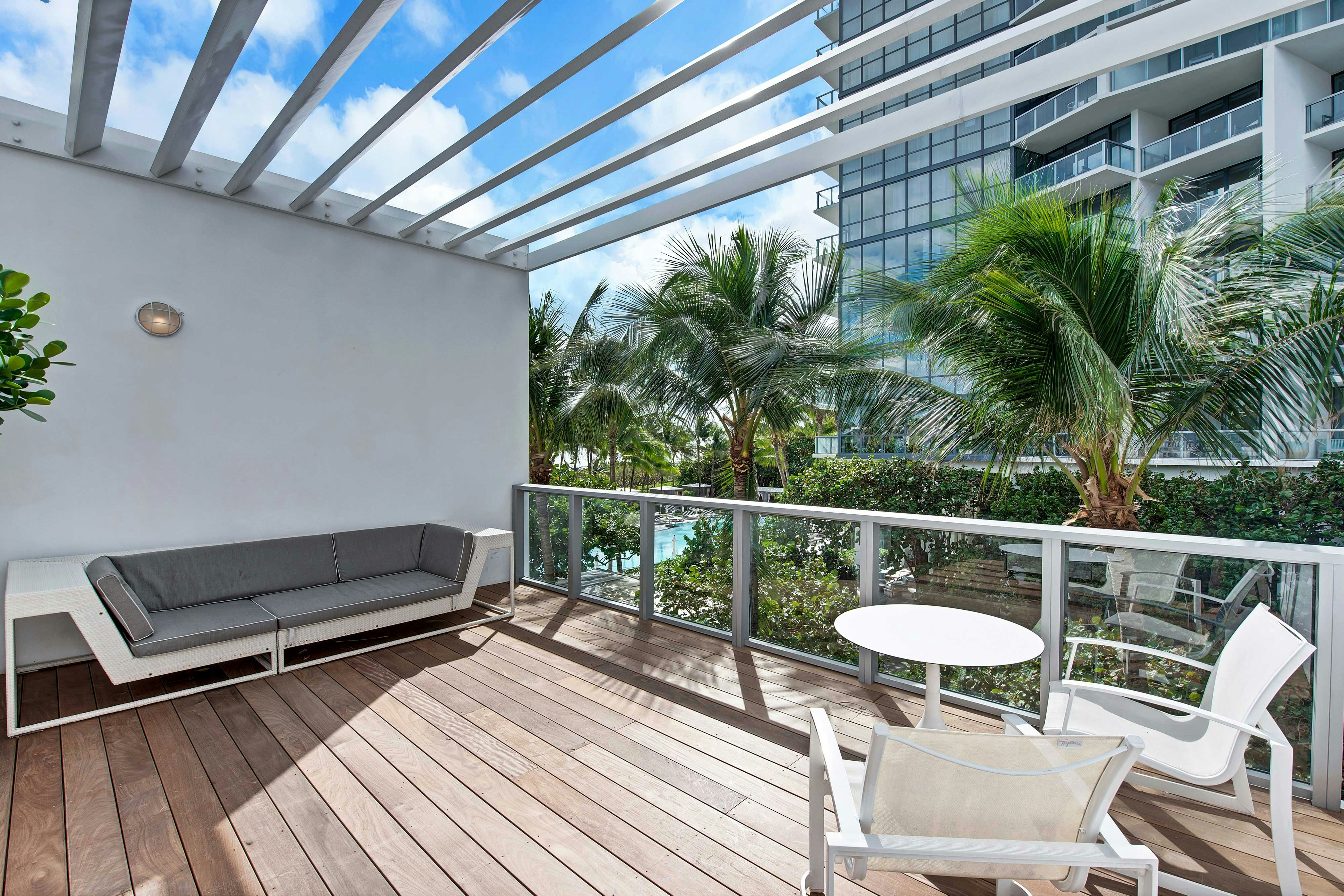 W South Beach Hotel 40/68