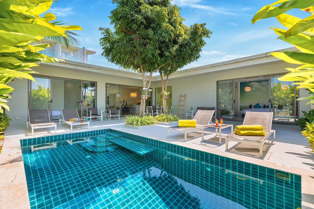 Villa White Orchid 42/50
