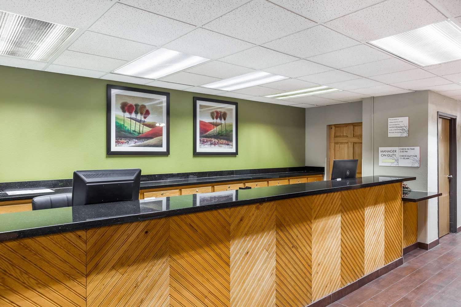 Ramada by Wyndham Platte City KCI Airport 1/15