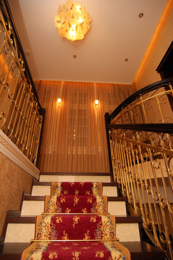 Hotel Boutique Restorant Gloria 12/50
