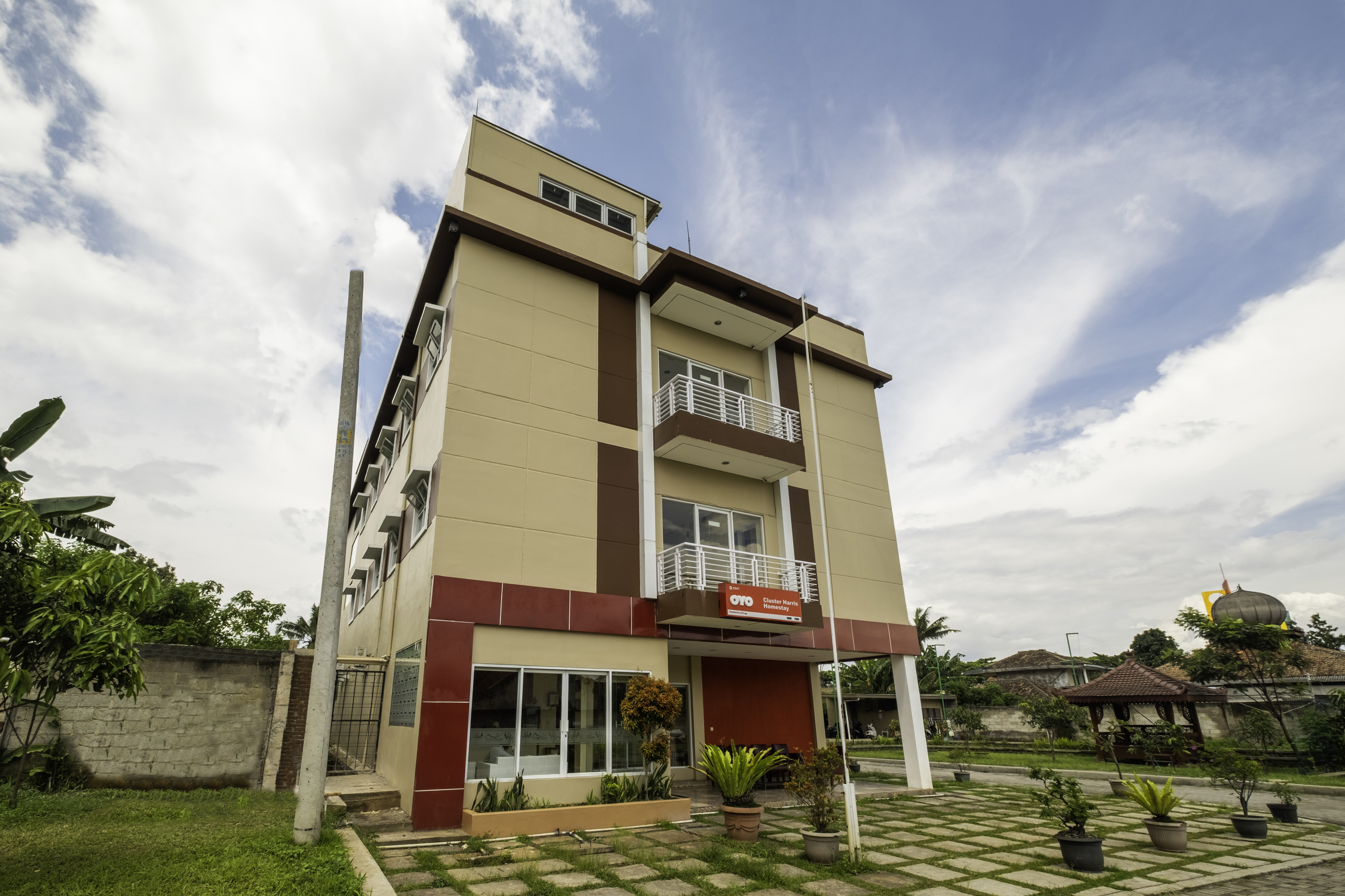 OYO 2947 Cluster Harris Home Stay and Kos 3/54