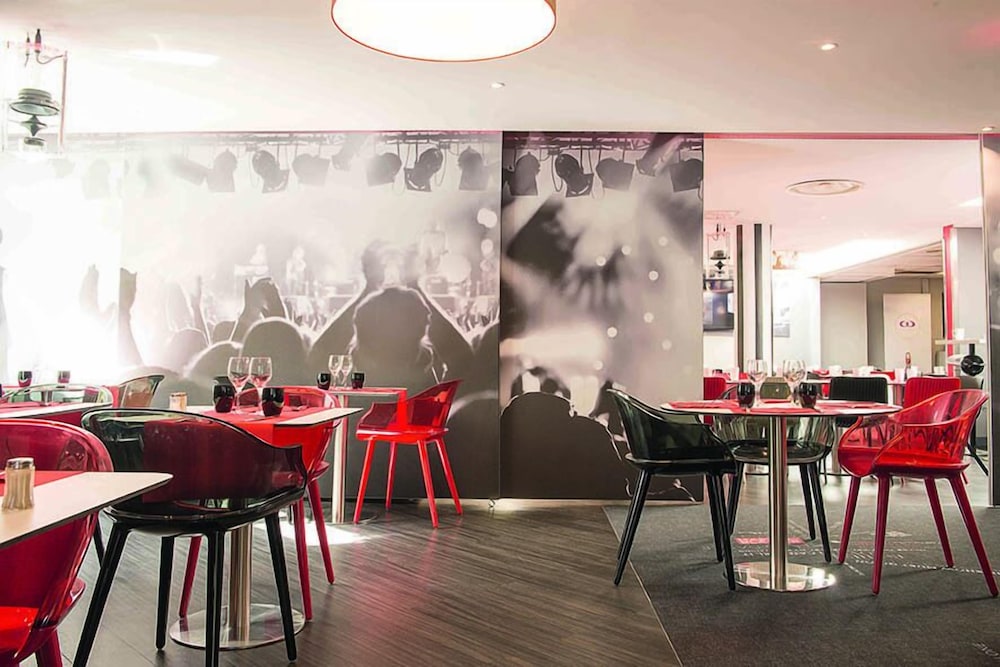 Kyriad Paris Nord Porte de Saint Ouen Formely Alliance Hotel Paris Porte de Saint Ouen 43/50