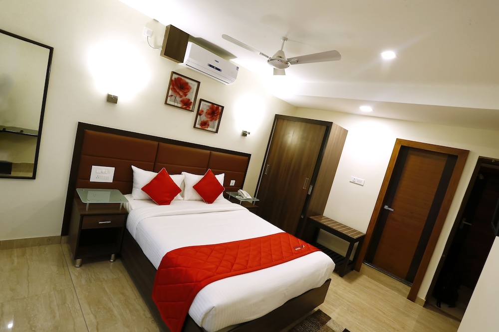 Breeze Suites Transit Hotel 13/34